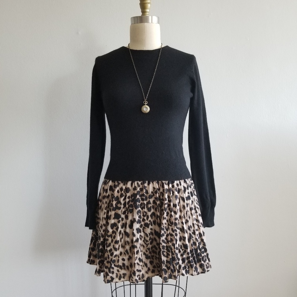 LAST CHANCE Aqua leopard print flare a-line skirt